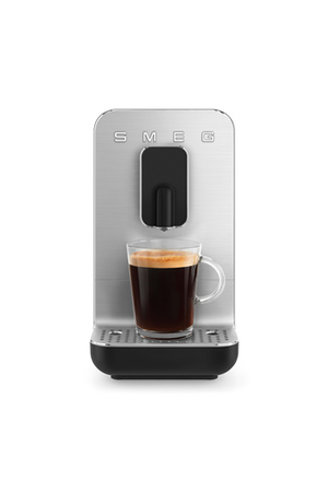 Expresso avec broyeur Smeg BCC01BLMEU Noir